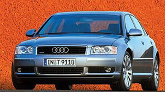 Nová Audi A8 - první informace a fotografie !