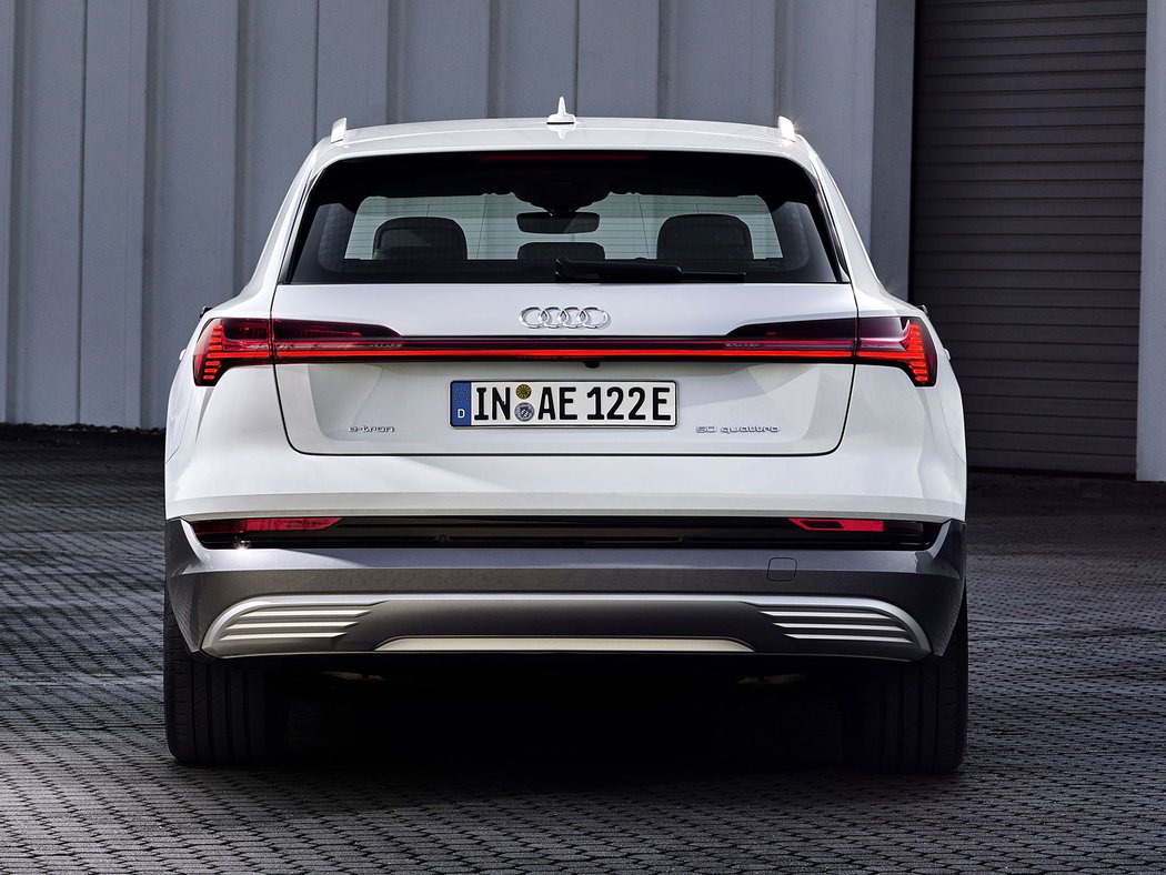 Audi e-tron 50 quattro