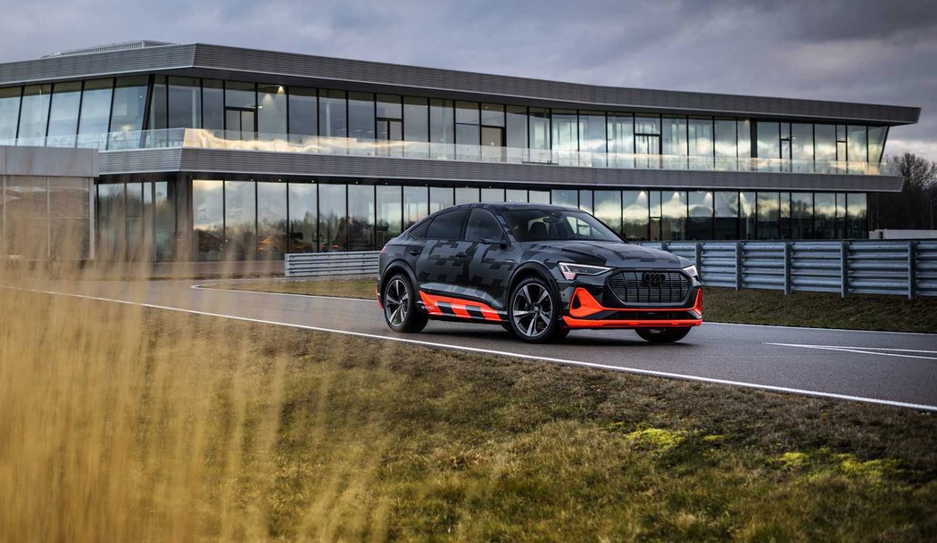 Audi e-tron S