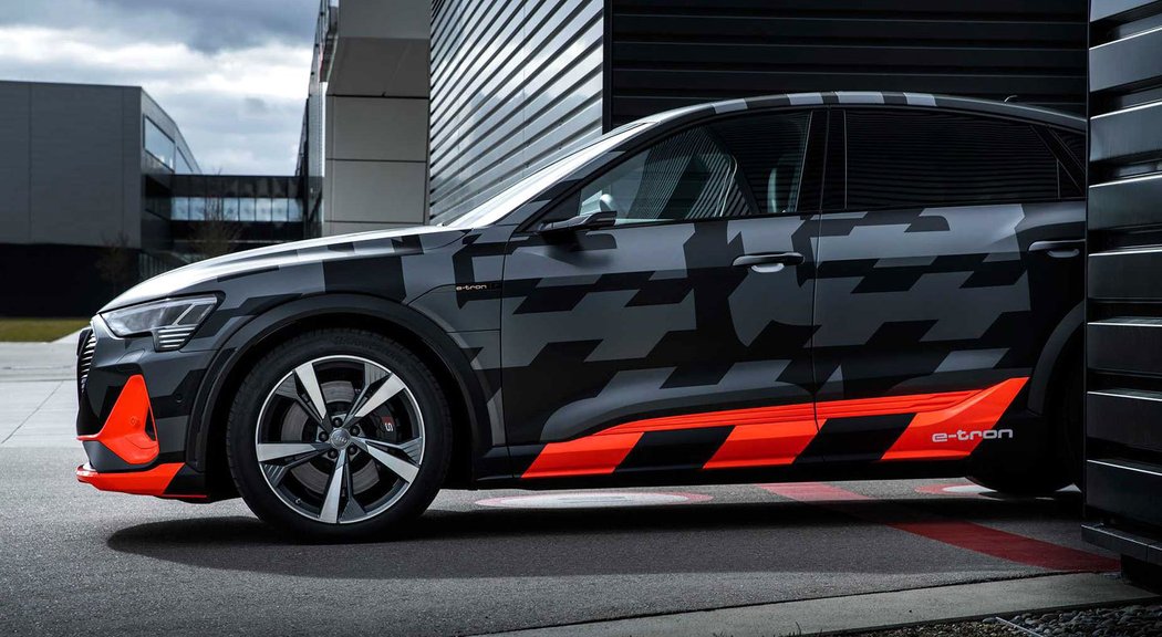 Audi e-tron S