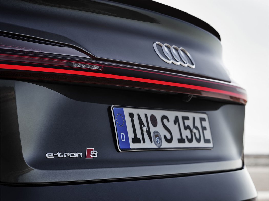 Audi e-tron S Sportback