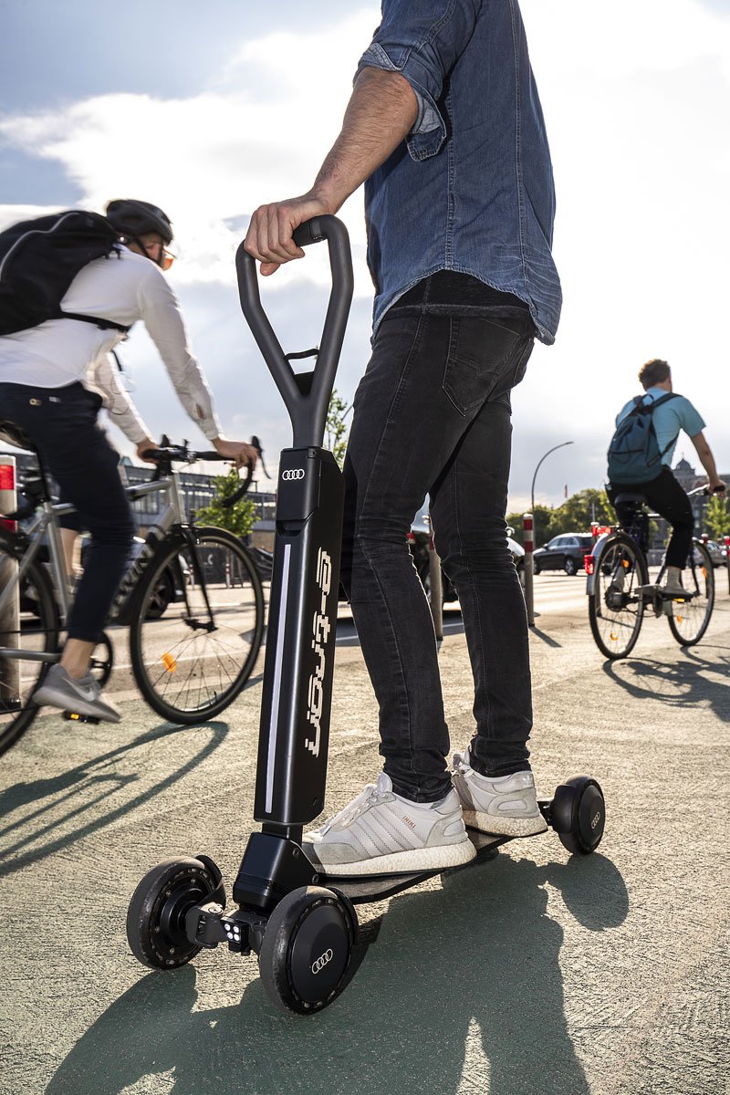 Audi e-tron Scooter