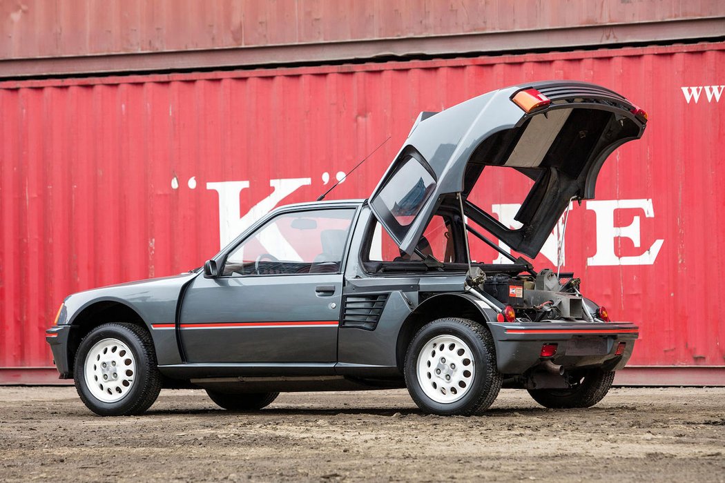 Peugeot 205