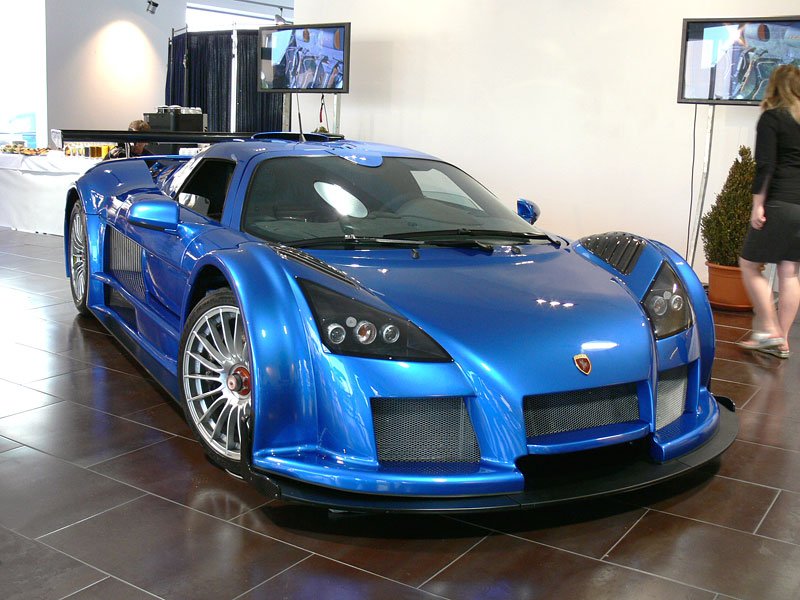 Gumpert Apollo