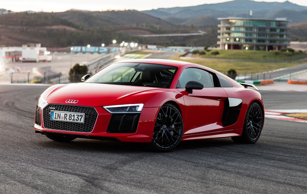 Audi R8