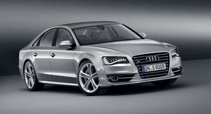 Audi S8