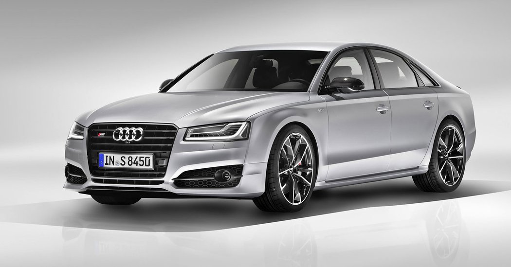 Audi S8