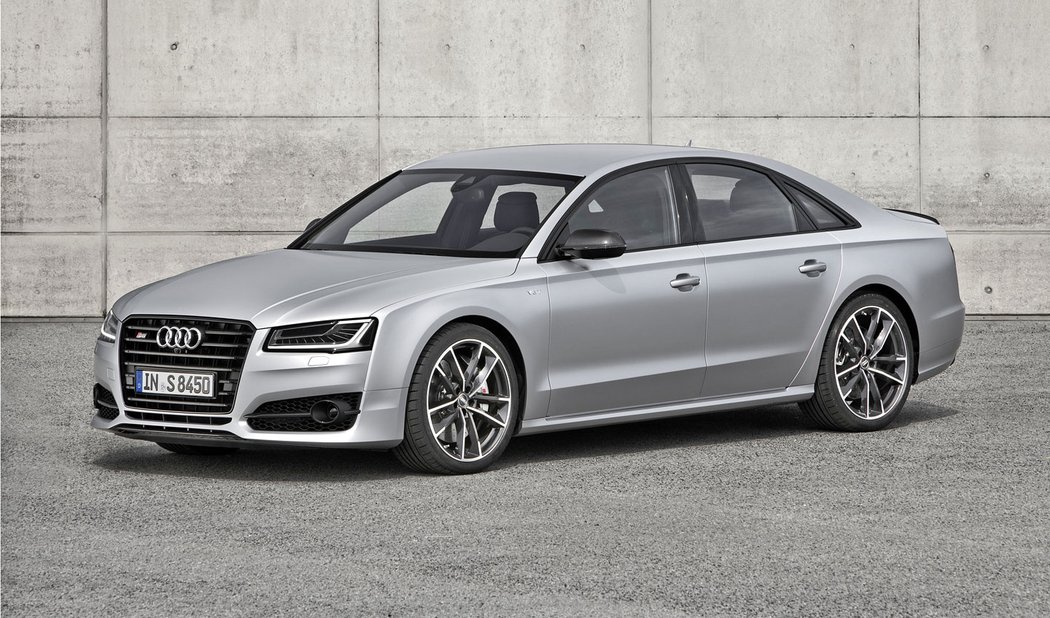 Audi S8