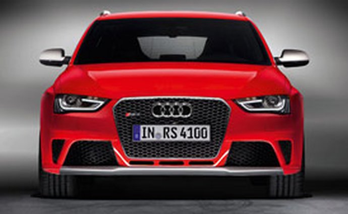 Video: Audi RS 4 Avant – 450 koní a 430 Nm v akci
