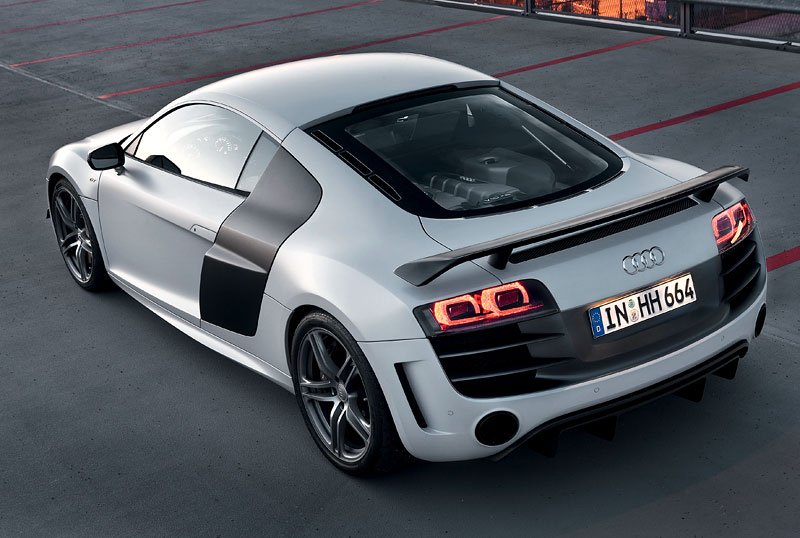 Audi R8