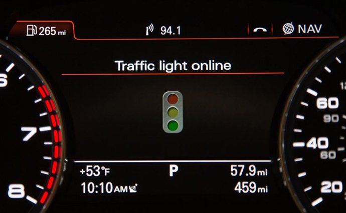 Audi: Nový systém pozná zelenou na semaforu, ušetří tím palivo