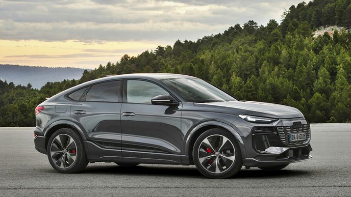 Audi Q6 Sportback e-tron Audi Q6 Sportback e-tron