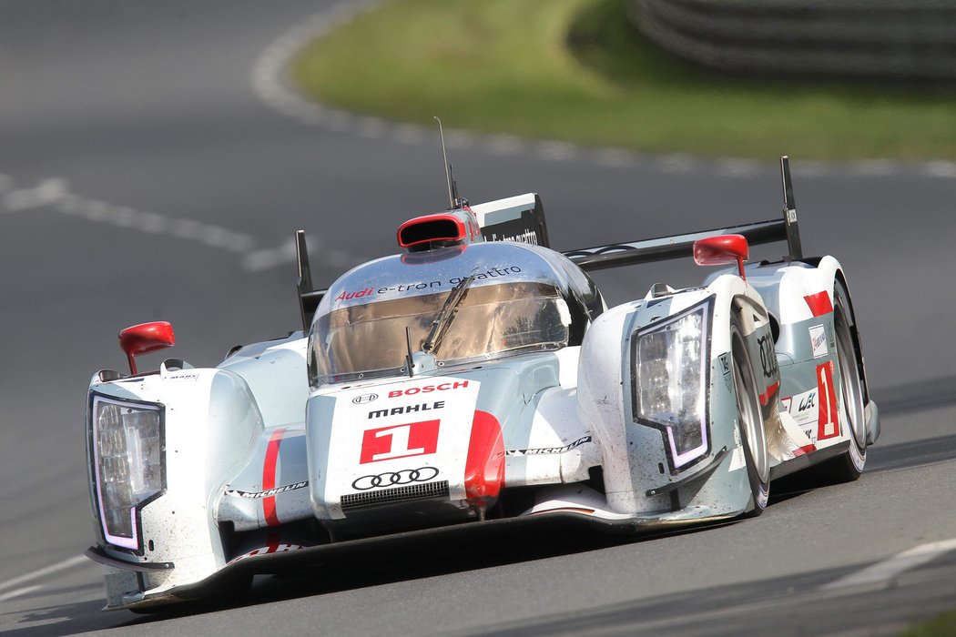 2012 Audi R18 e-tron quattro