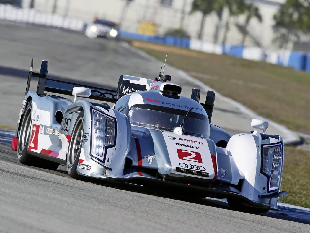 2012 Audi R18 e-tron quattro