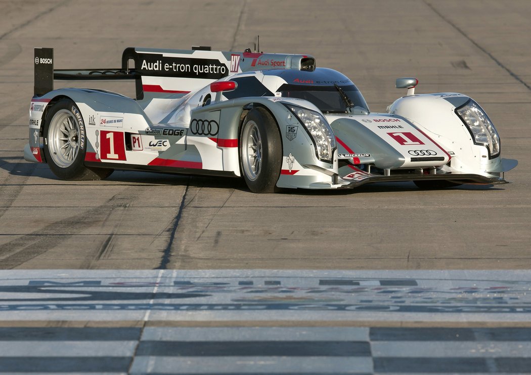 2012 Audi R18 e-tron quattro