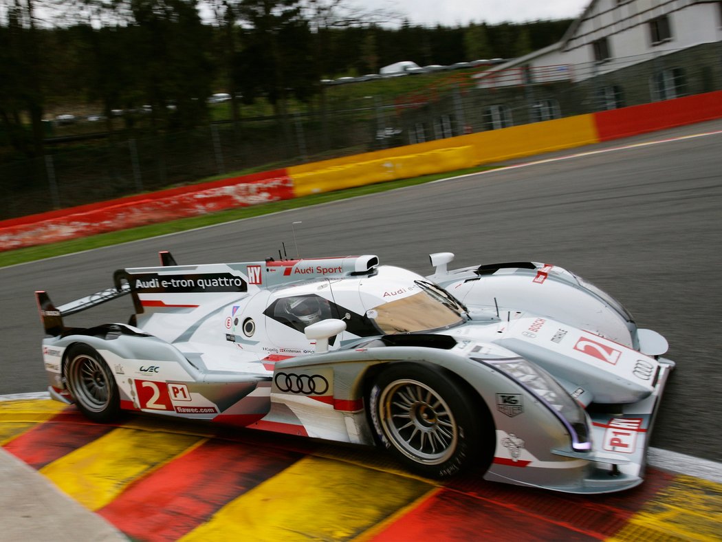 2012 Audi R18 e-tron quattro