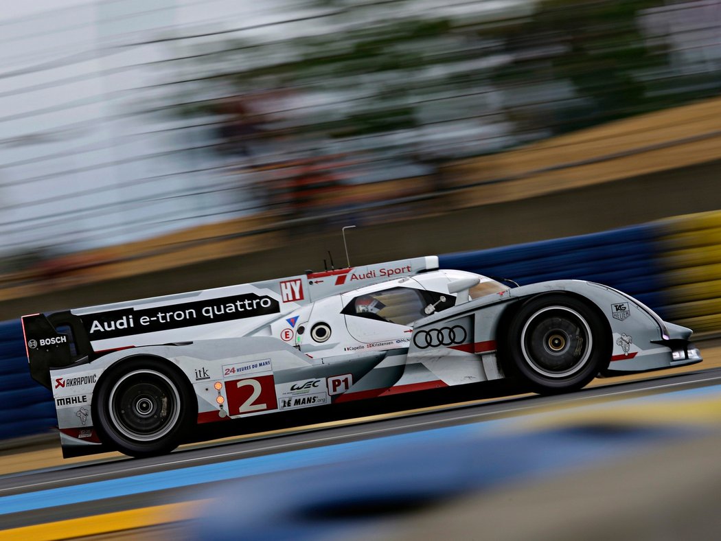 2012 Audi R18 e-tron quattro