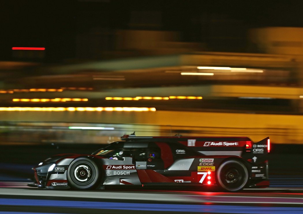 2016 Audi R18 e-tron quattro