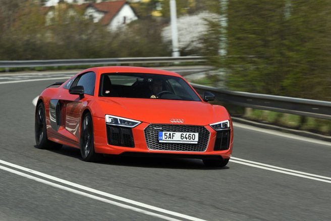 Audi R8 Coupé V10 Plus 5.2 FSI quattro