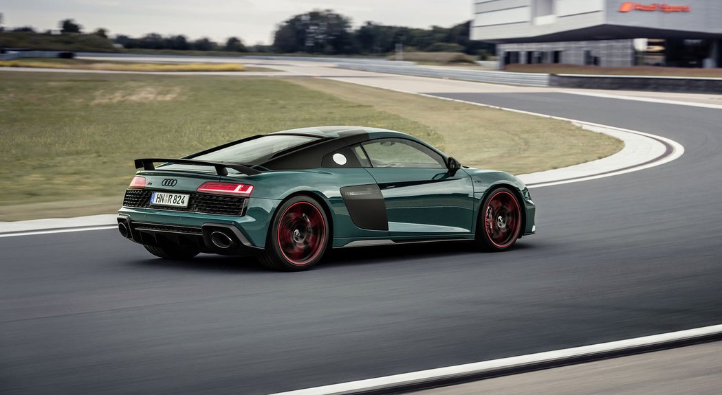 Audi R8 green hell