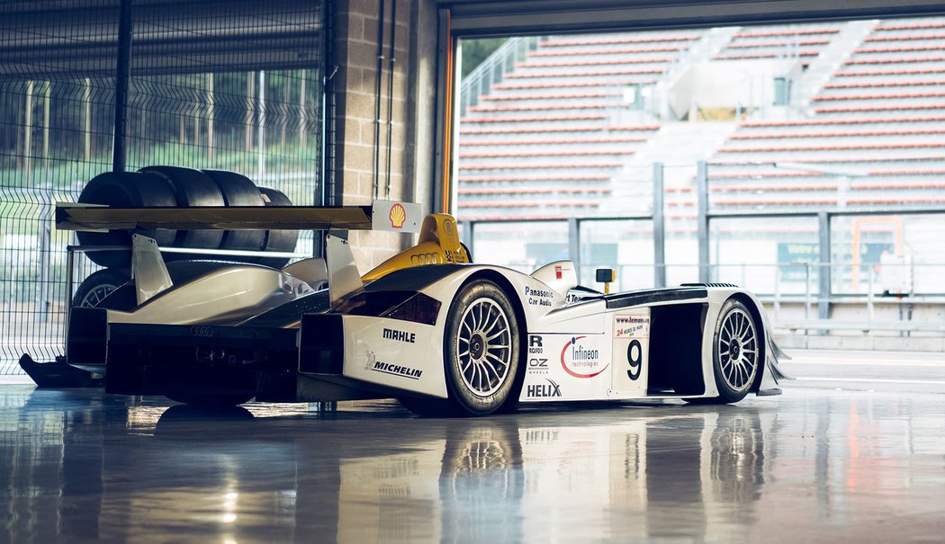 Audi R8 LMP900