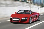 Audi R8 Spyder dosáhne rychlosti 313 km/h i se staženou střechou