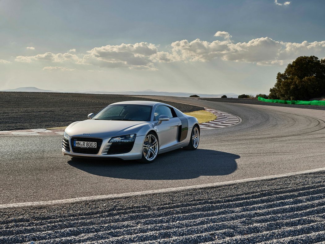 Audi R8 Coupé V10 GT RWD