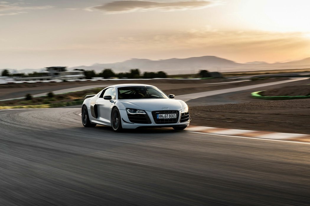 Audi R8 Coupé V10 GT RWD