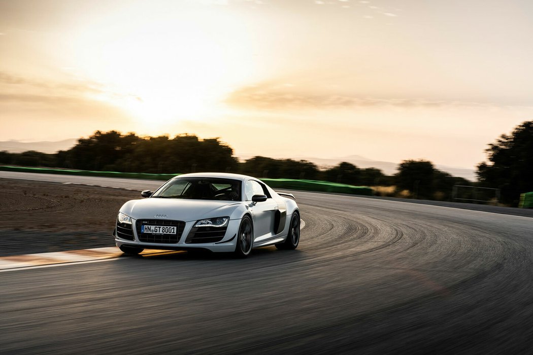 Audi R8 Coupé V10 GT RWD