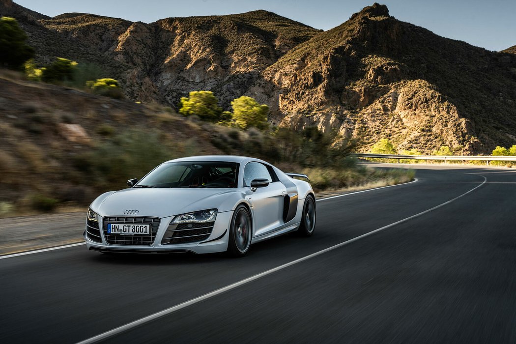 Audi R8 Coupé V10 GT RWD