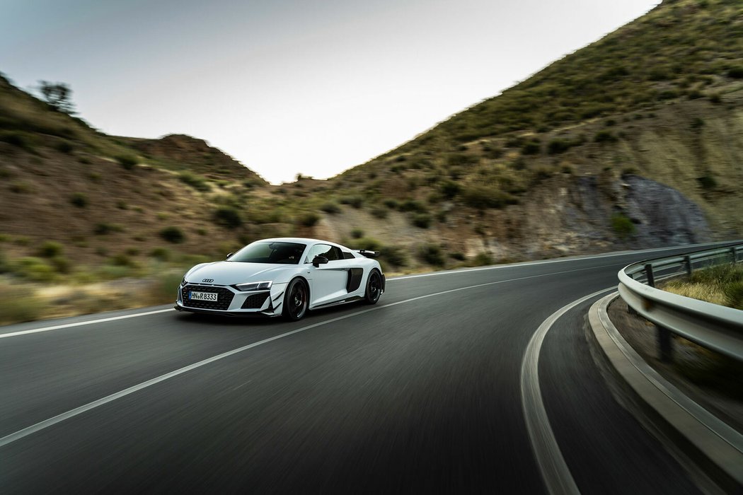 Audi R8 Coupé V10 GT RWD