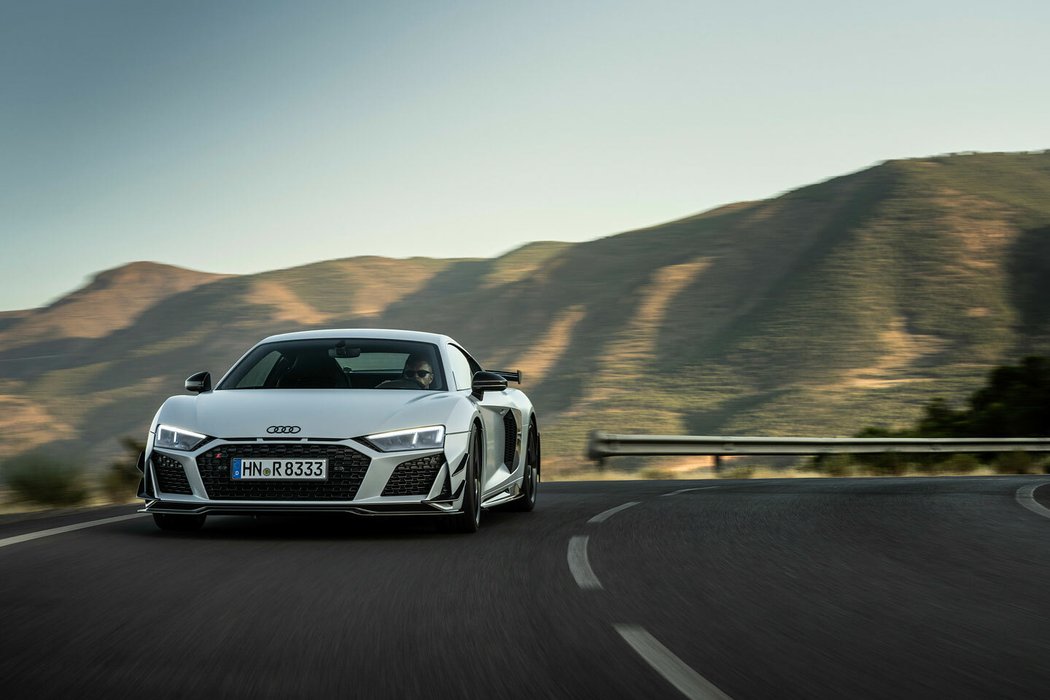 Audi R8 Coupé V10 GT RWD