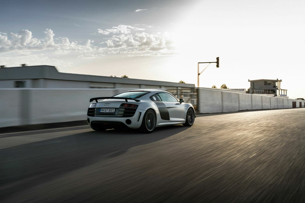 Audi R8 Coupé V10 GT RWD