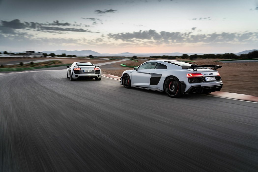 Audi R8 Coupé V10 GT RWD