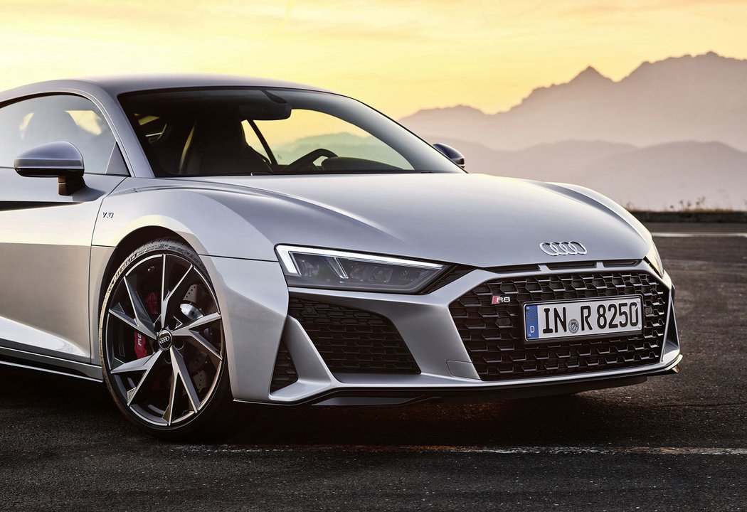 Audi R8 V10 RWD Coupé 