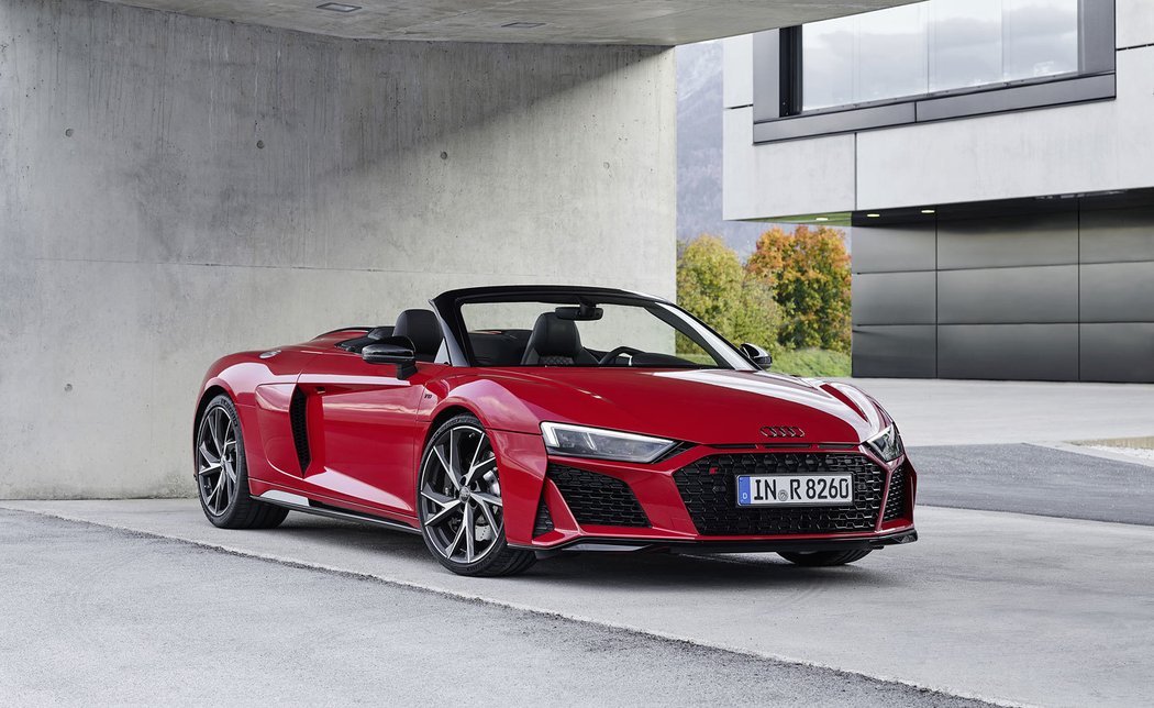 Audi R8 V10 RWD Spyder