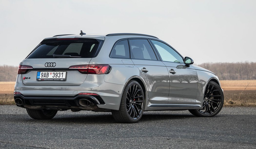 Audi RS 4 Avant