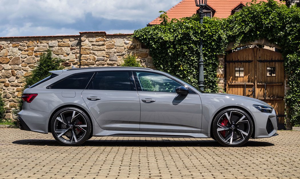 Audi RS 6 Avant 4.0 TFSI quattro (441 kW)