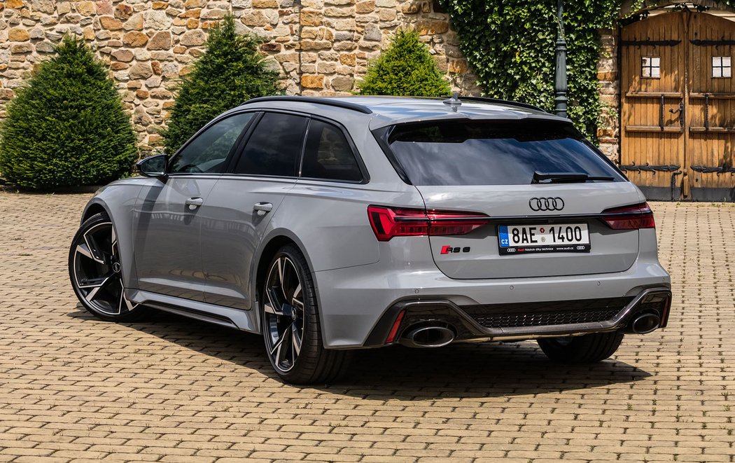 Audi RS 6 Avant 4.0 TFSI quattro (441 kW)