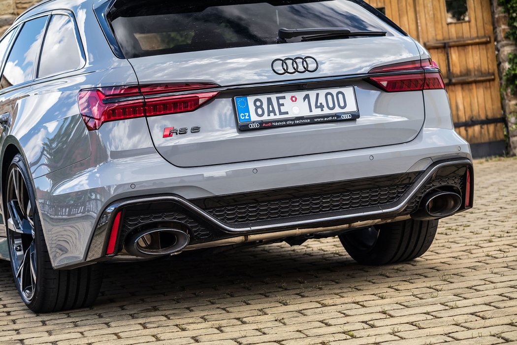 Audi RS 6 Avant 4.0 TFSI quattro (441 kW)