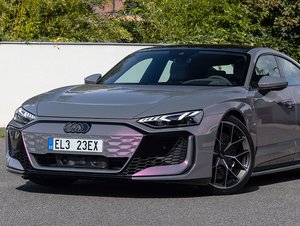 TEST Audi RS e-tron GT Performance – Čtyřdveřový hypersport