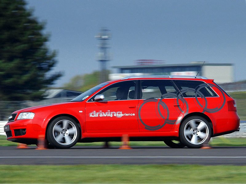 2002 Audi RS6 Avant