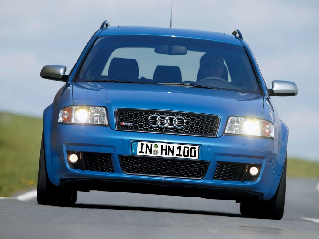 2004 Audi RS6 Avant Plus