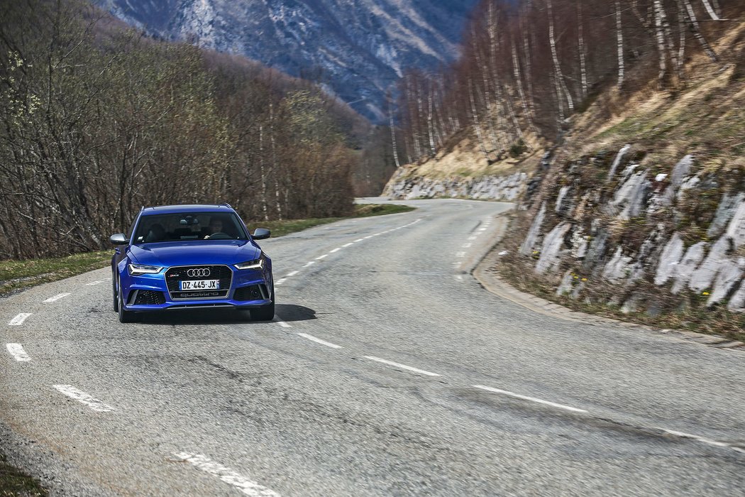 2015 Audi RS6 Avant Performance