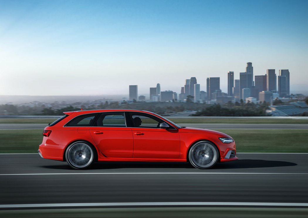 2015 Audi RS6 Avant Performance