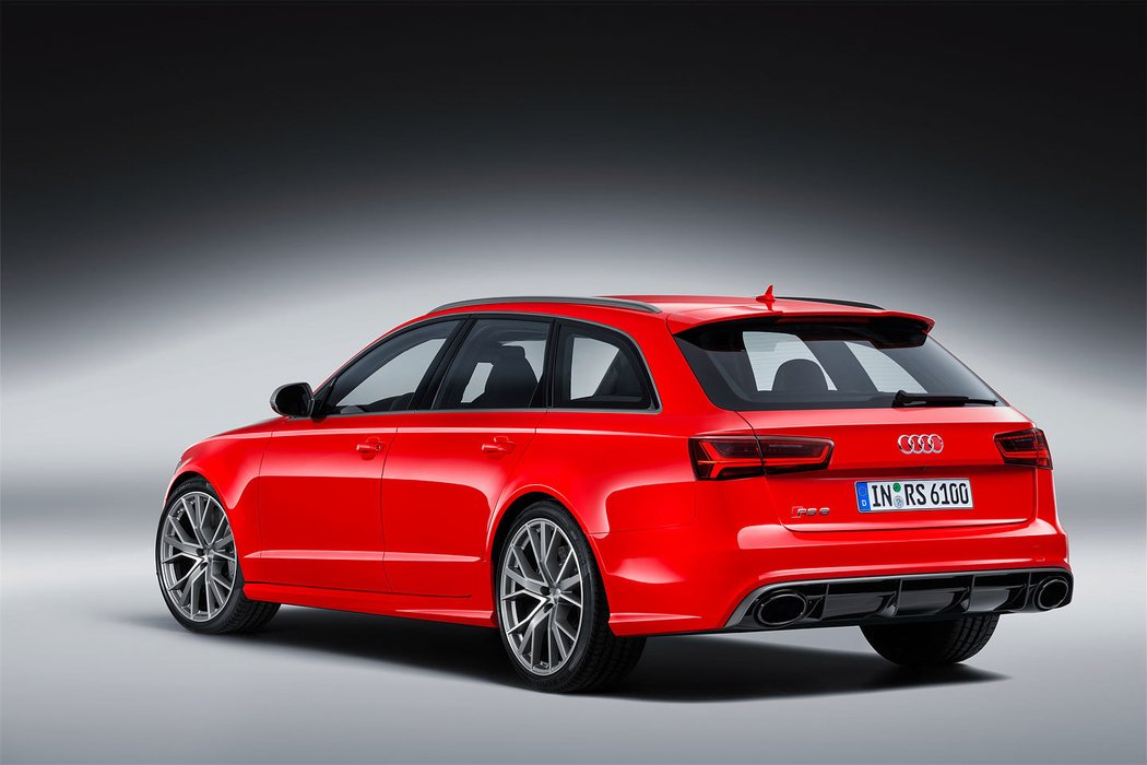 2015 Audi RS6 Avant Performance