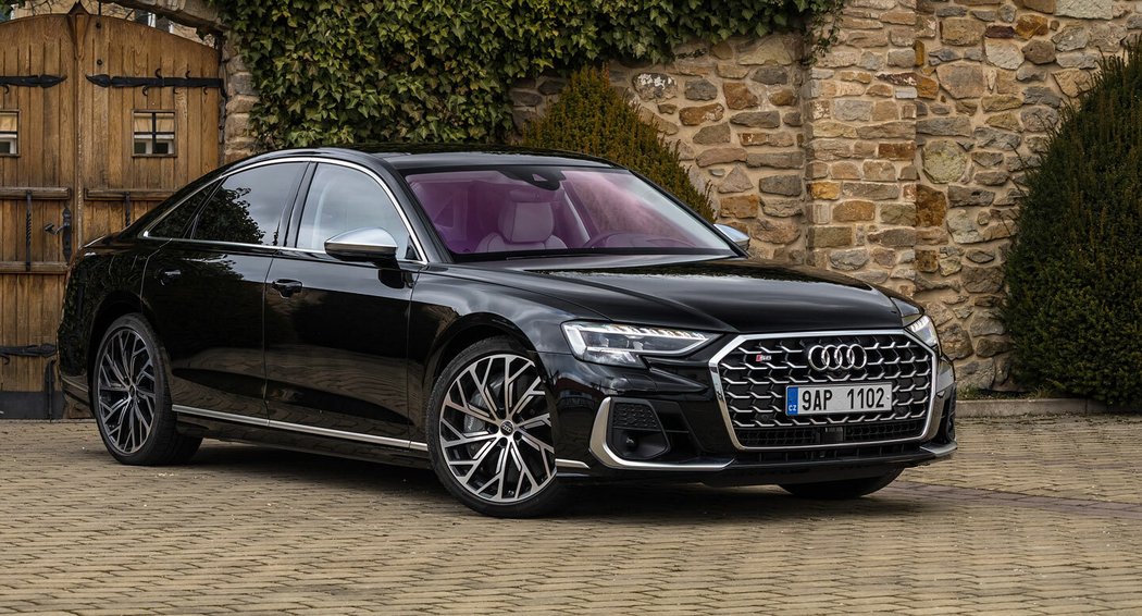 Audi S8