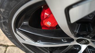 Audi SQ7 4.0 V8 TFSI Audi SQ7 4.0 V8 TFSI