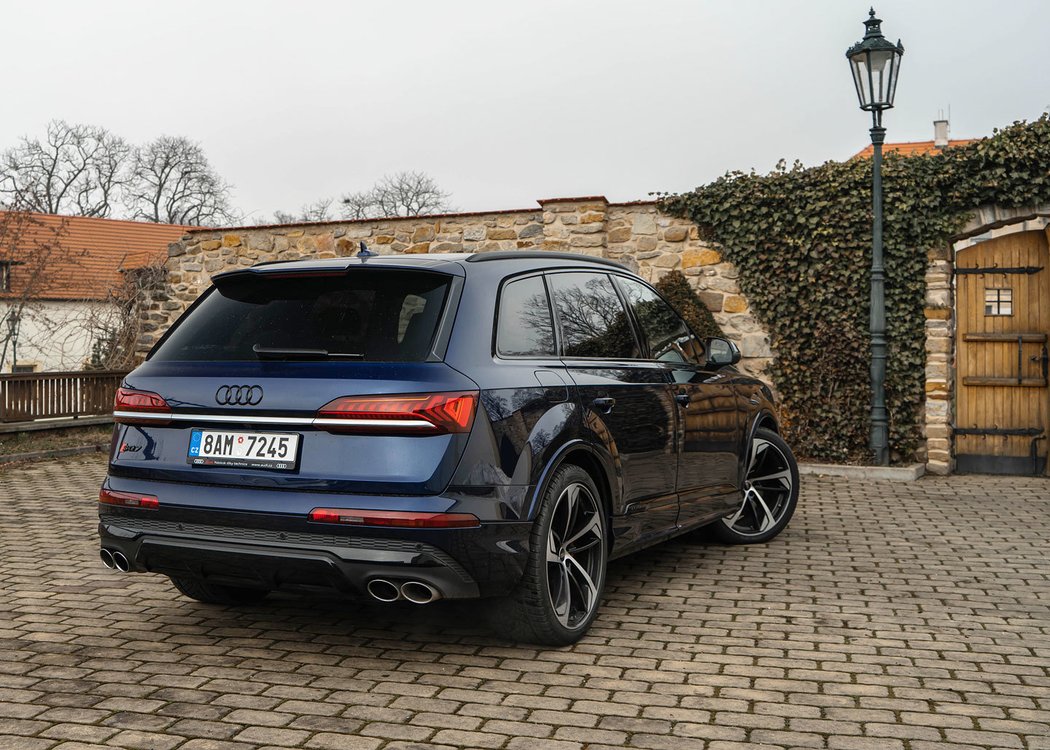 Audi SQ7 4.0 V8 TFSI