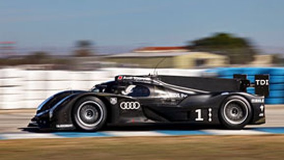 Audi R18: Fotografie z testování v Sebringu